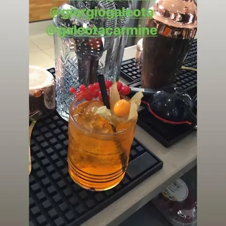 Maison Galeota 住宿加早餐酒店 *